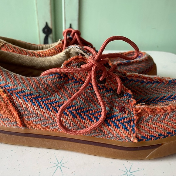 TWISTED X New hippie boho girls boots size 2 Kids children patchwork boat shoes - Picture 4 of 7